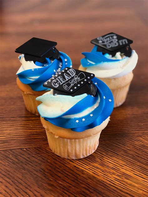 easy graduation cupcakes